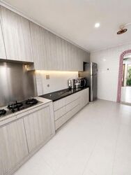 Blk 213 Bedok Town Centre (Bedok), HDB 3 Rooms #561034921
